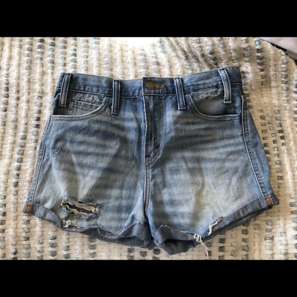 oversized levi shorts